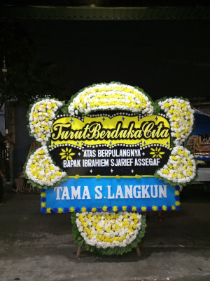 Papan Bunga Duka di Bruwa